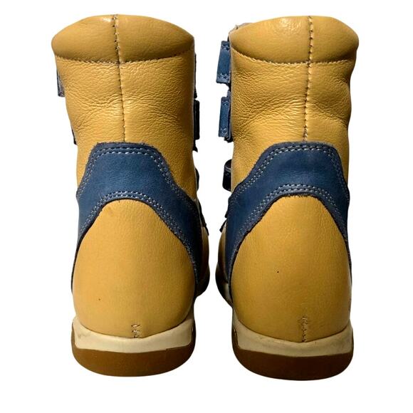 Toddler Tan & Blue Strap Shoes – Approx US Size 7 (6" Sole Length) - Picture 5 of 7